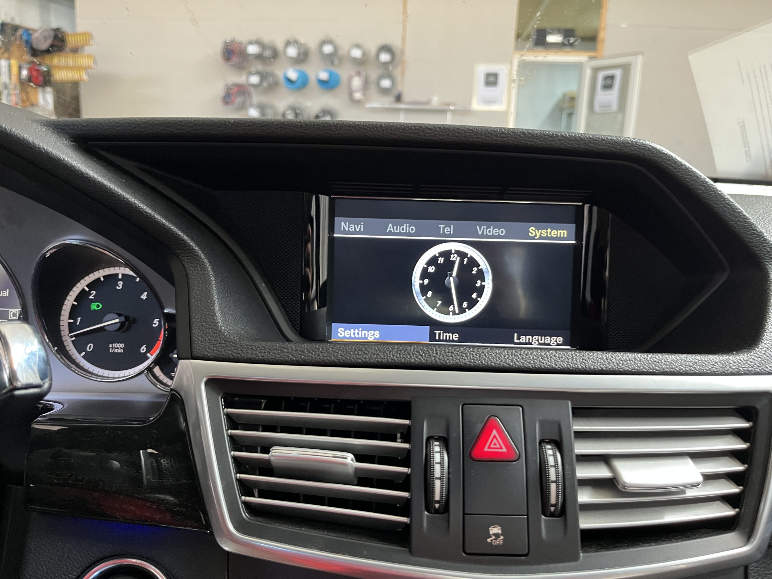 Mercedes E Class W212 NTG 4.0/4.5 - Parking Kamera za Fabricki Displej / Multimedija - Image 6