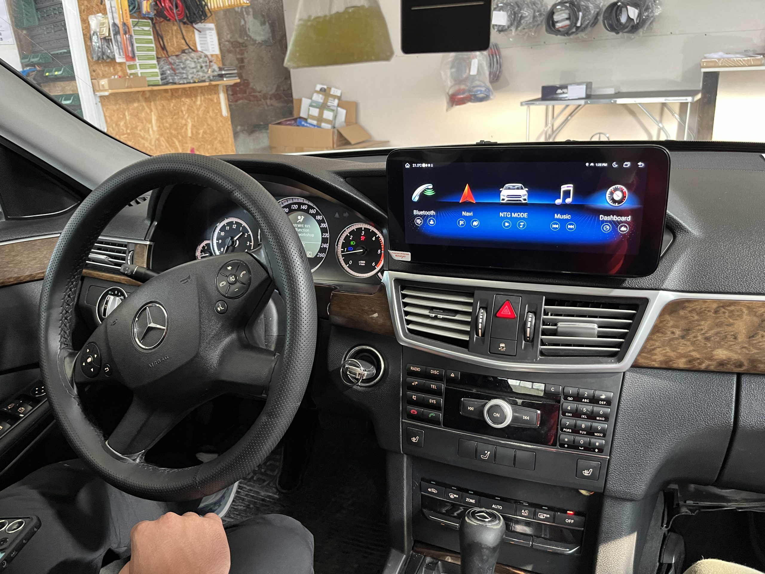 10.25” OEM Android Multimedija - Mercedes E Class W212 2009-2016 (4+64GB/8core) - Image 3