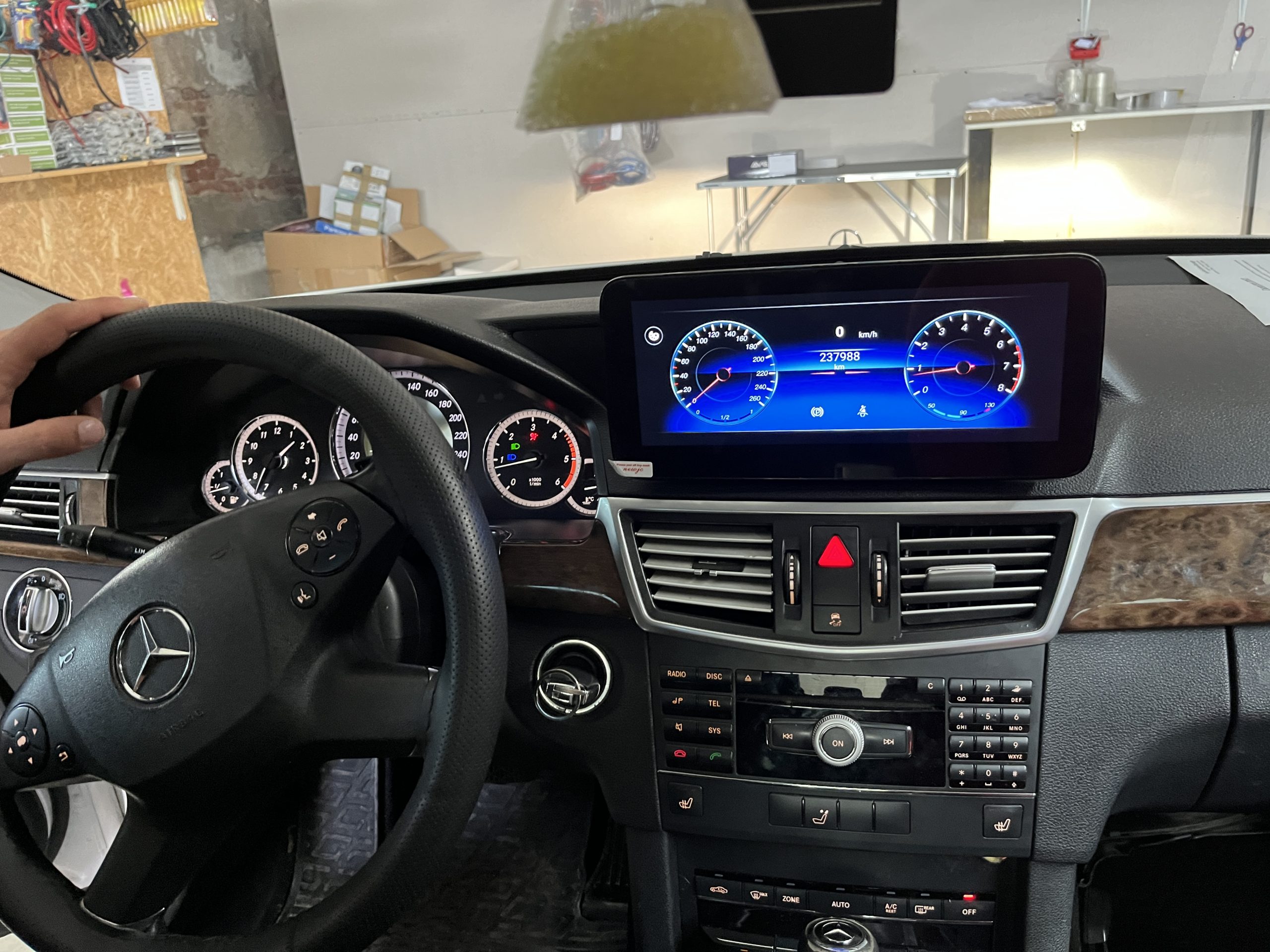 10.25” OEM Android Multimedija - Mercedes E Class W212 2009-2016 (4+64GB/8core) - Image 6