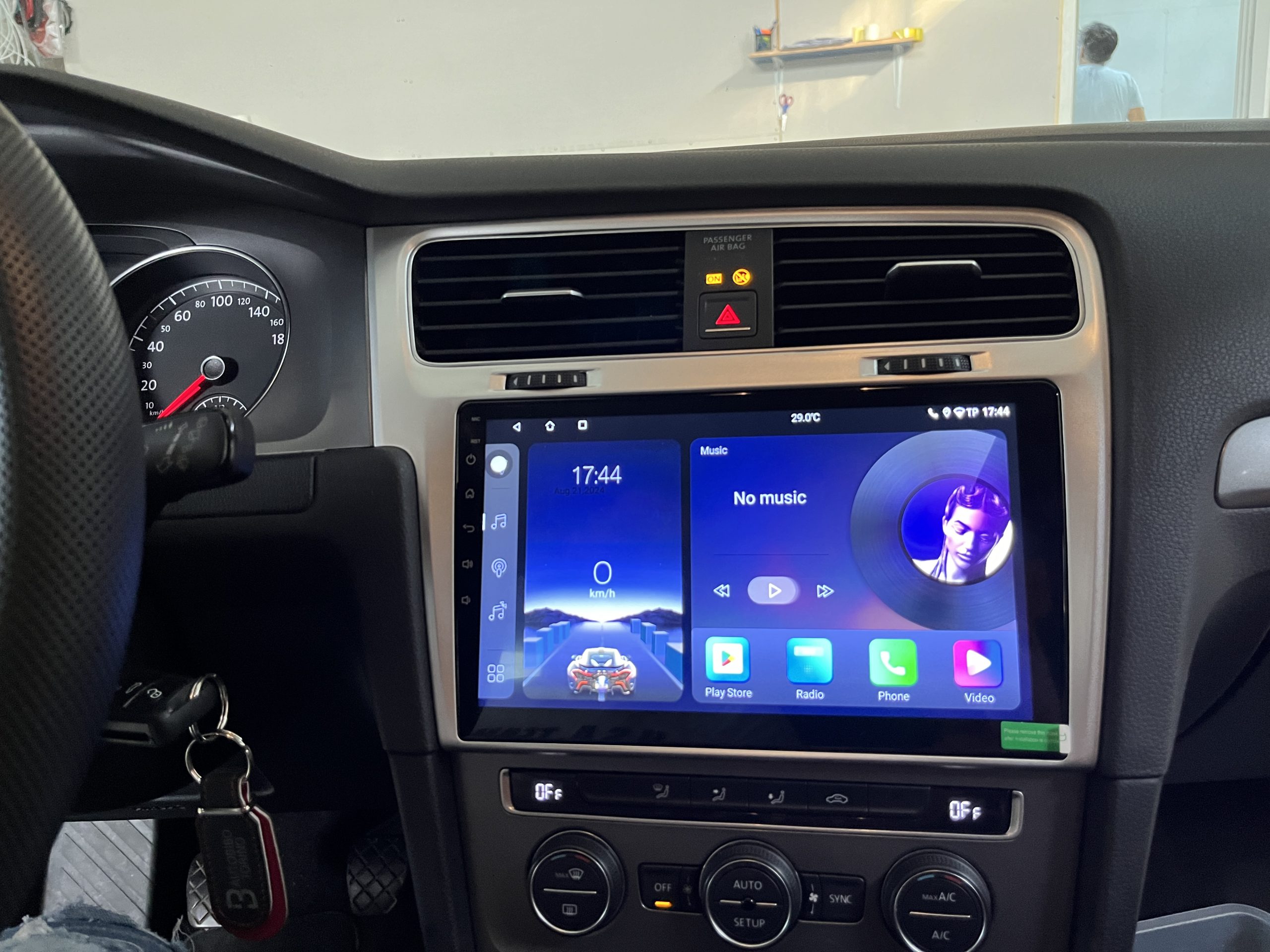 10” Android Multimedija 1001Q8- VW Golf 7 - Image 4